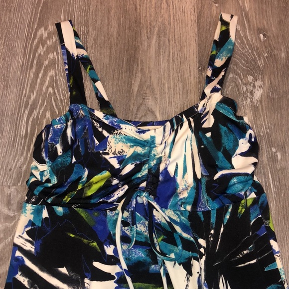 Tropical Long Dress Sz. 6 - Picture 9 of 15